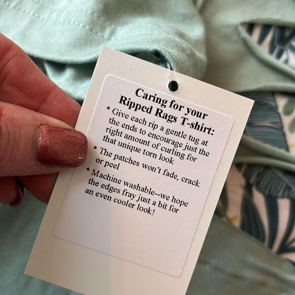 NWT Virginia Beach Ripped Rags Tee(size XL) - Picture 8 of 10